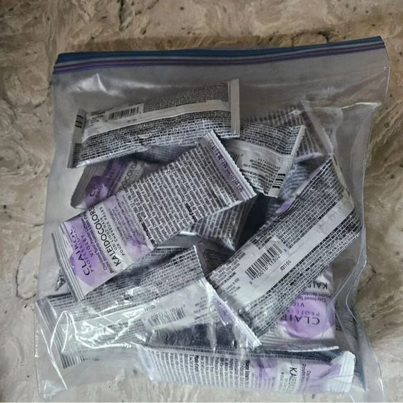 18  Pieces Violet Clairol Professional Kaleidocolors Clay Based Tonal Powder - Picture 2 of 5
